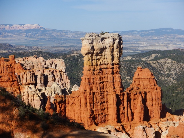 Bryce hoodoo.jpg